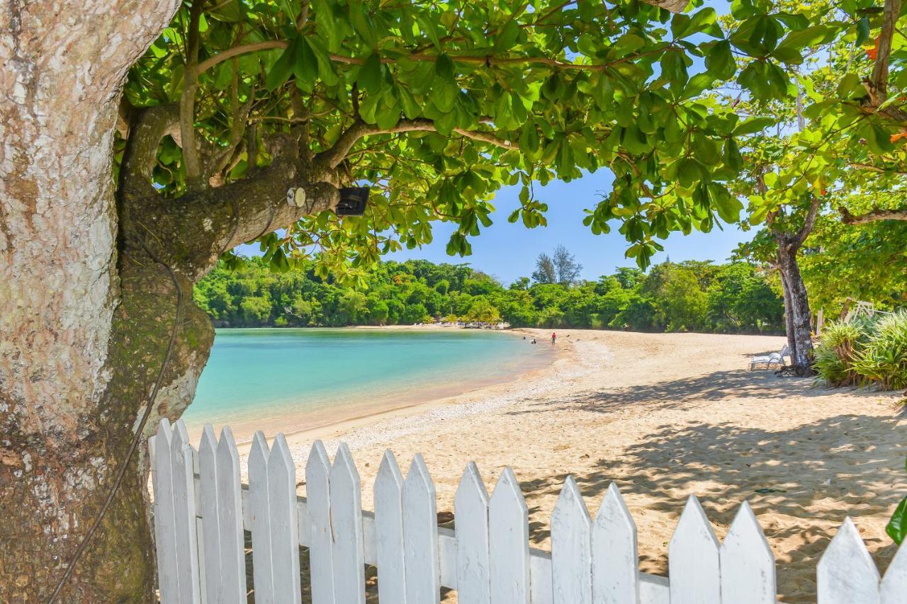 Sand And Tan Beach Hotel Ocho Rios Exterior foto