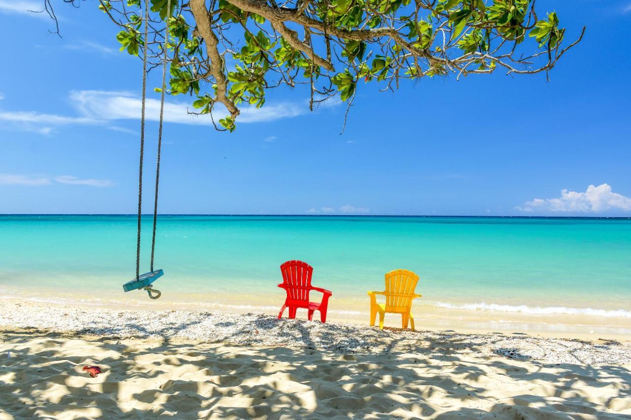 Sand And Tan Beach Hotel Ocho Rios Exterior foto