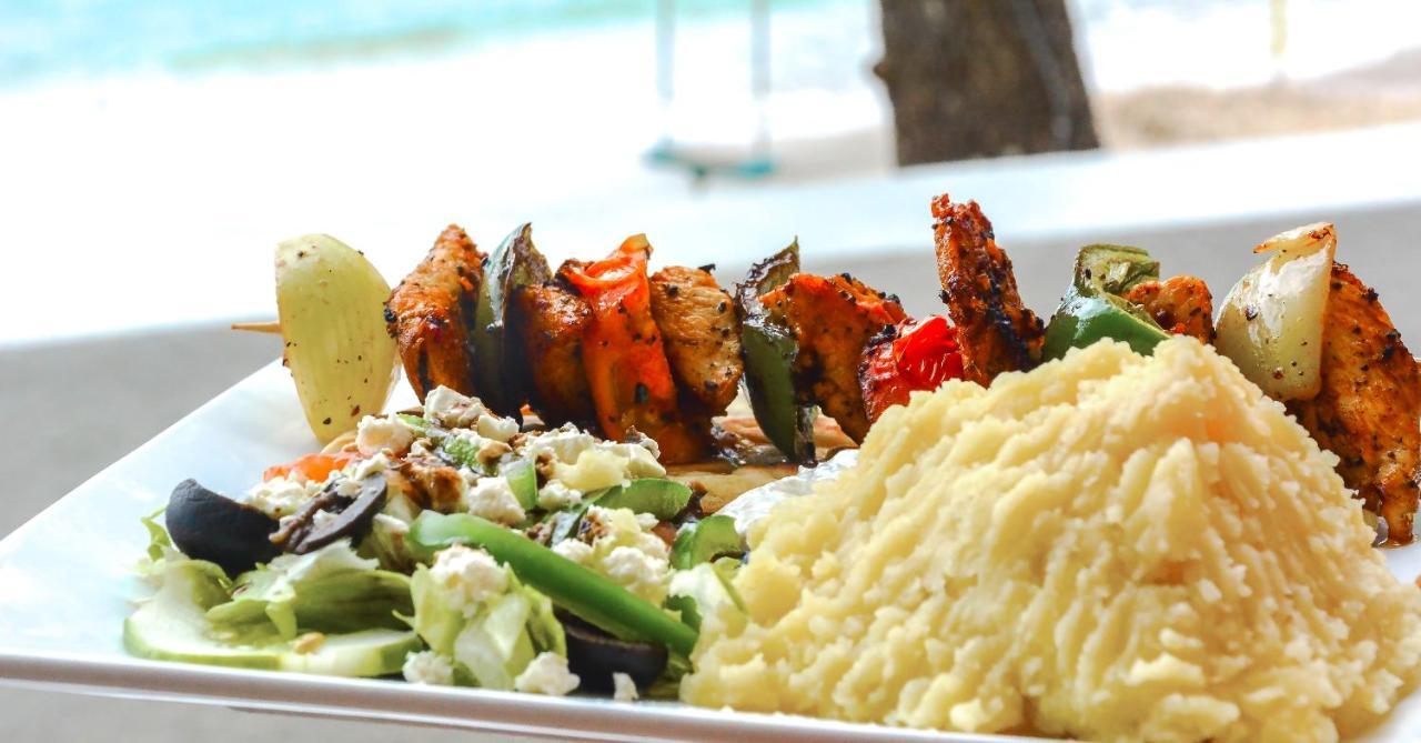 Sand And Tan Beach Hotel Ocho Rios Exterior foto