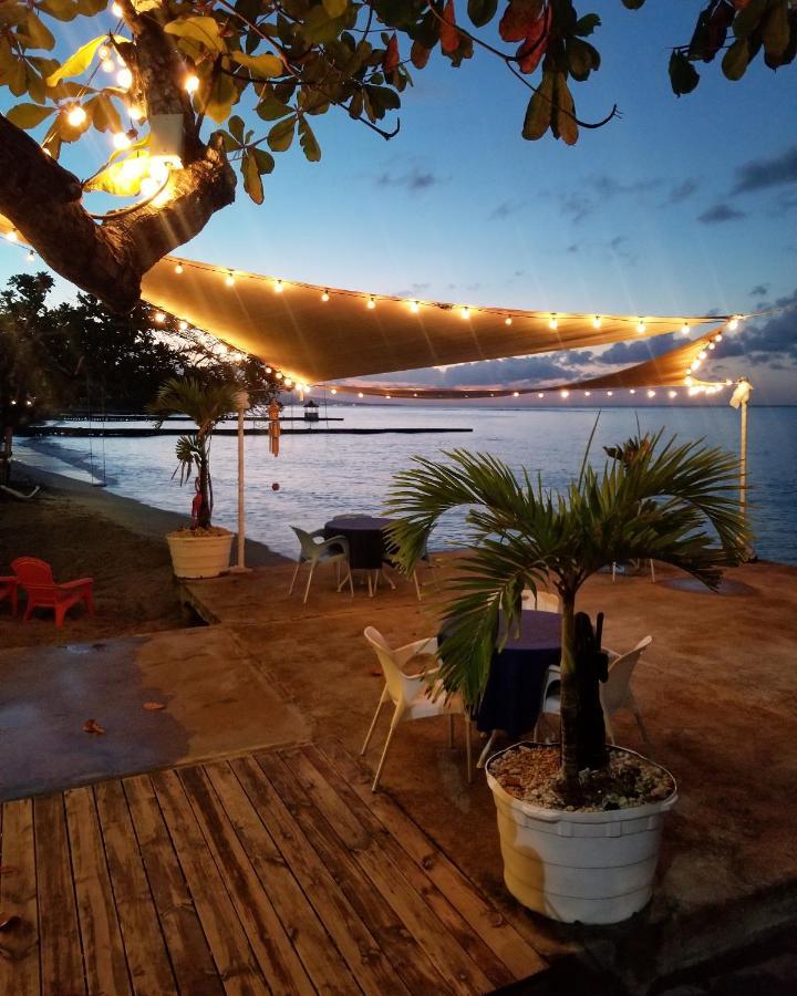 Sand And Tan Beach Hotel Ocho Rios Exterior foto