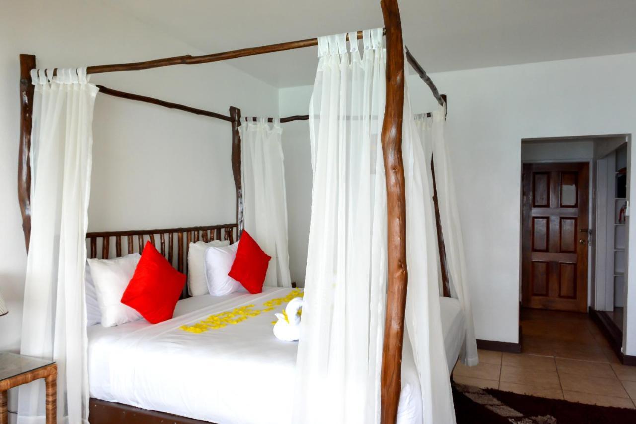 Sand And Tan Beach Hotel Ocho Rios Exterior foto