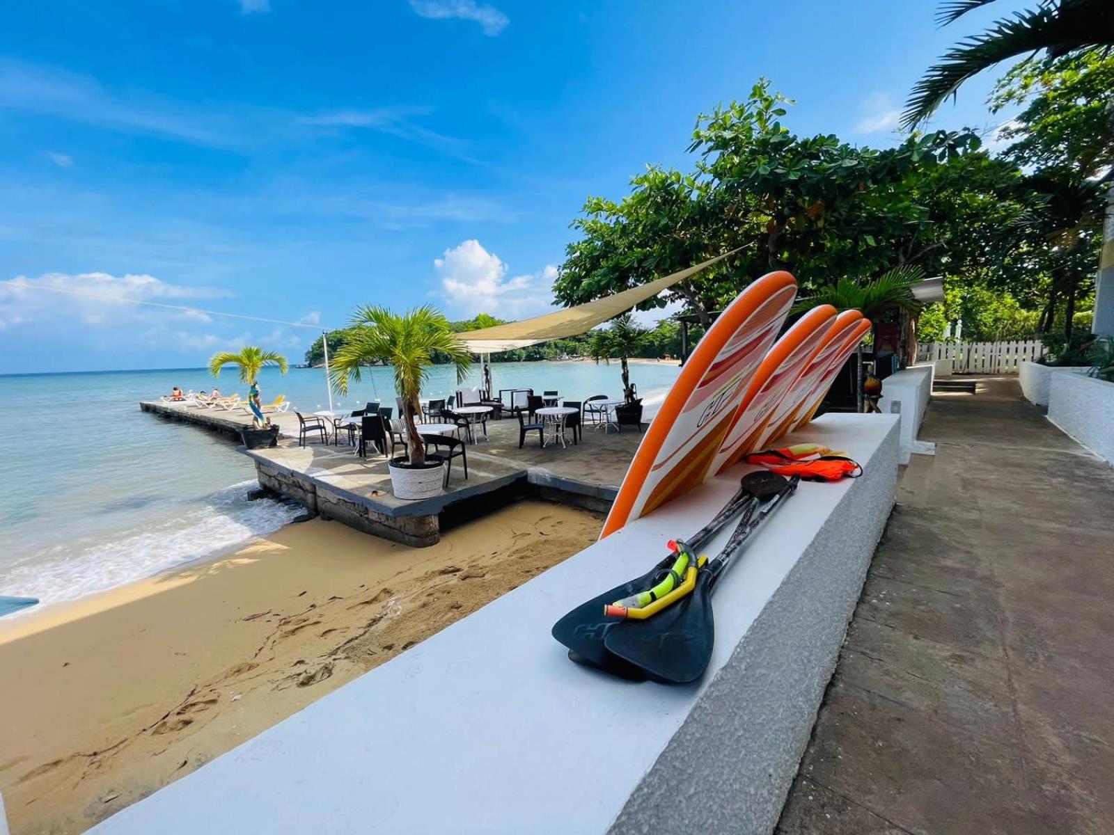 Sand And Tan Beach Hotel Ocho Rios Exterior foto