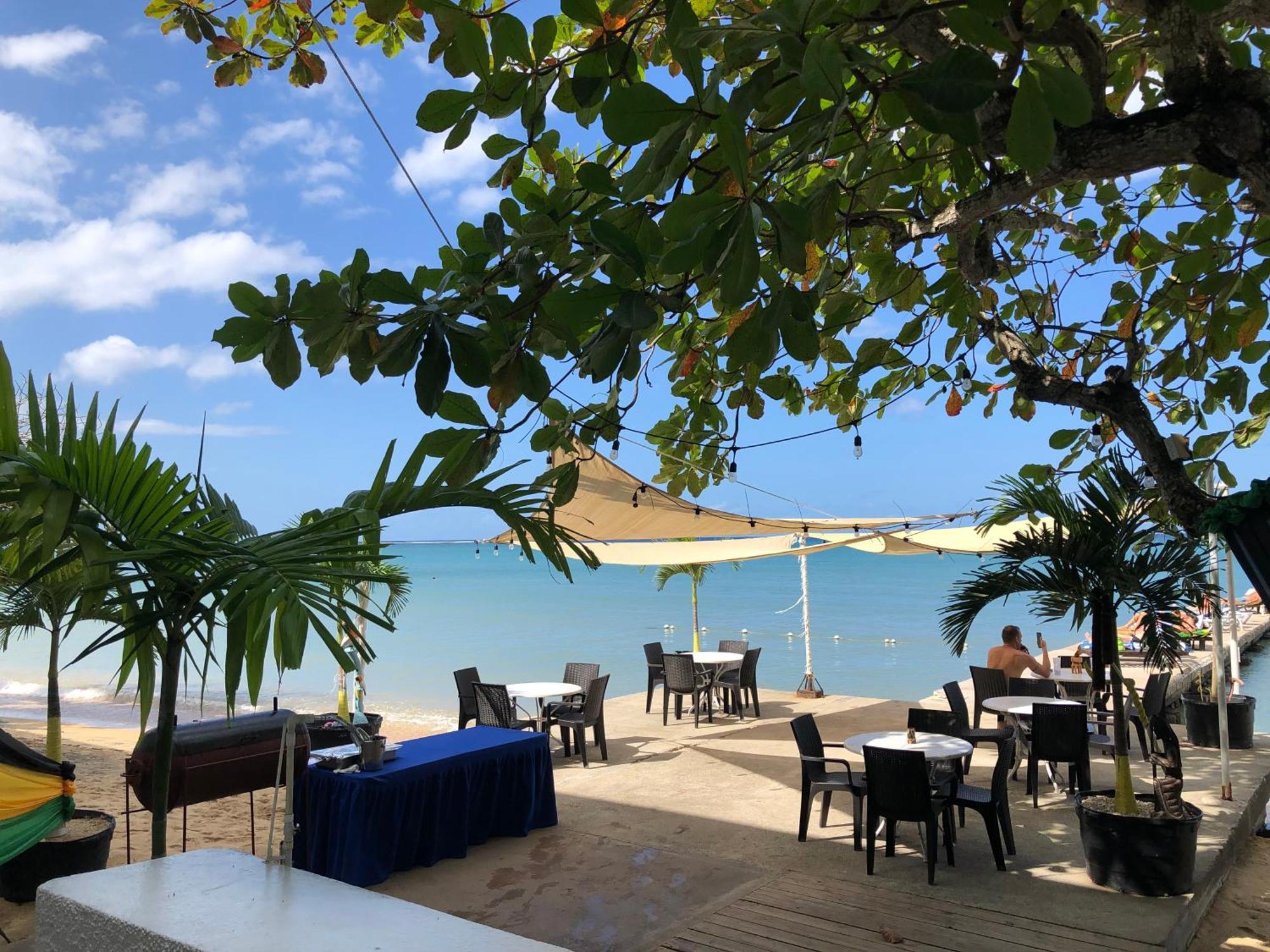 Sand And Tan Beach Hotel Ocho Rios Exterior foto